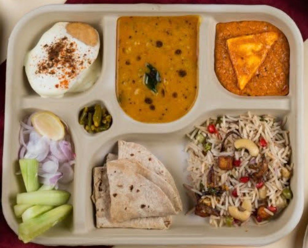 5 compartment Plate